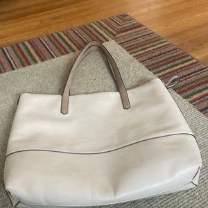 Brand new light pink bag. Never used.